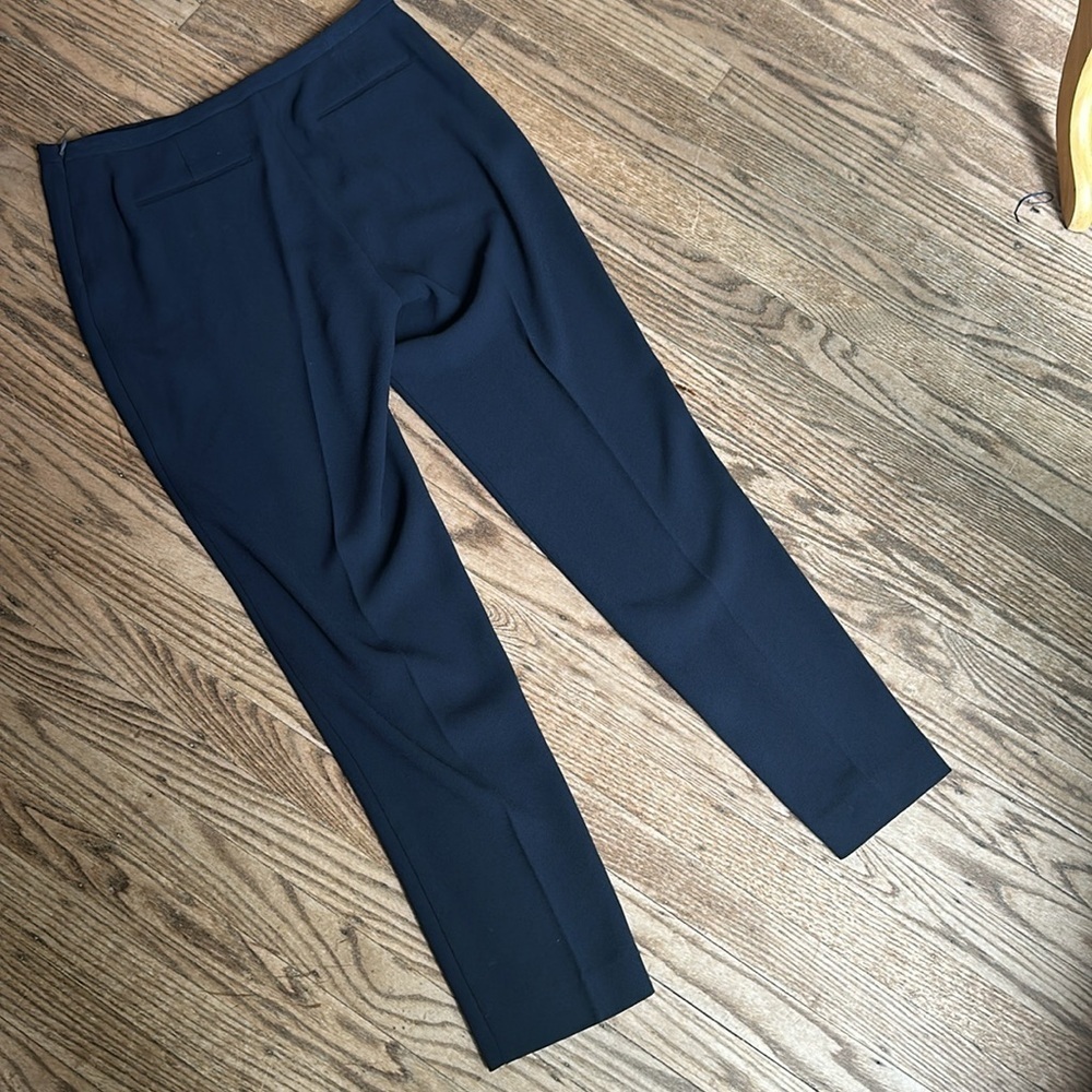 Ellie Tahari Slim Fit Flat Front Side Zipper crepeTrousers Pants Navy Blue 6 EUC - Picture 7 of 8